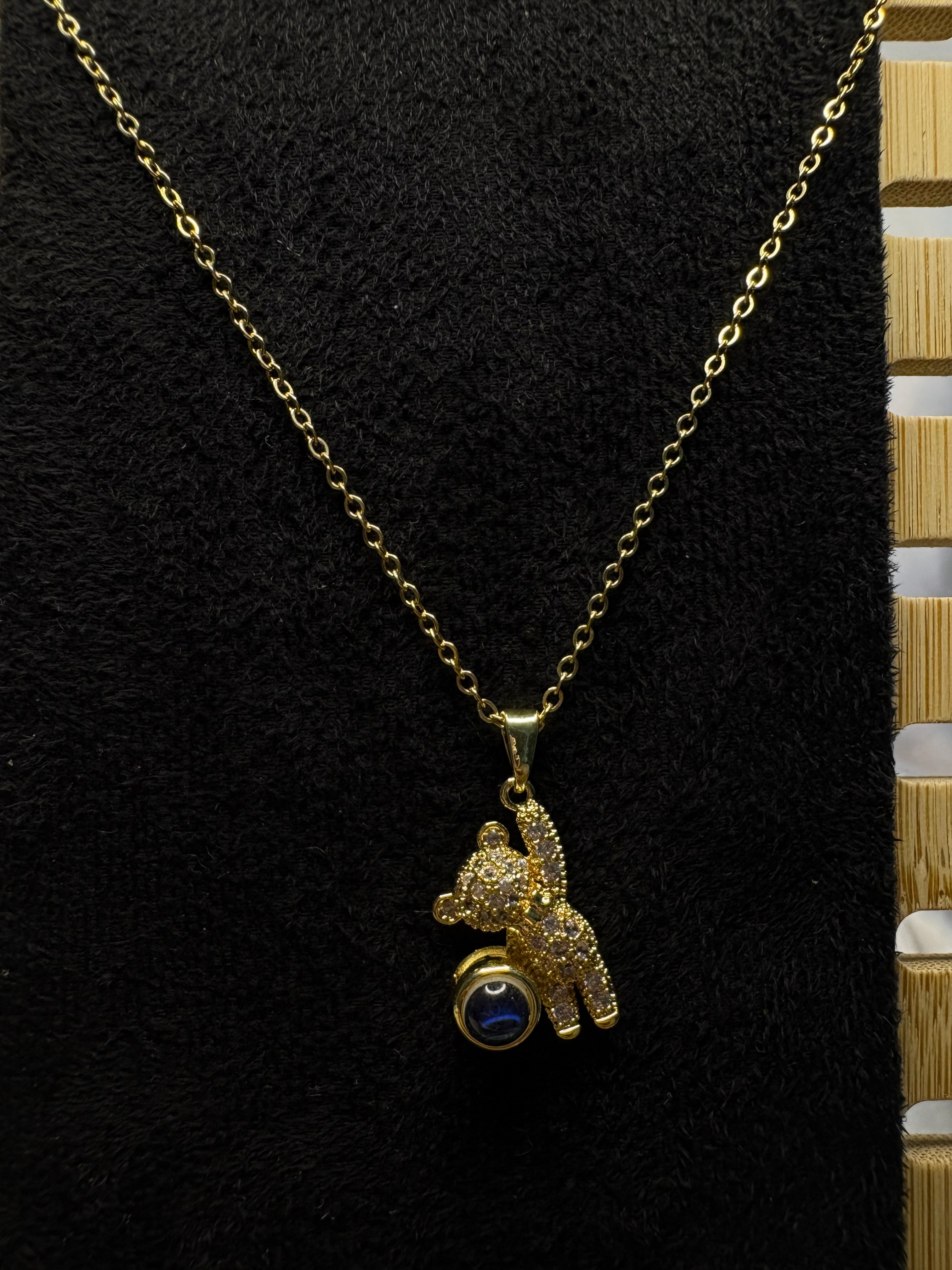 Teddy Bear Projection Necklace, 100 Languages