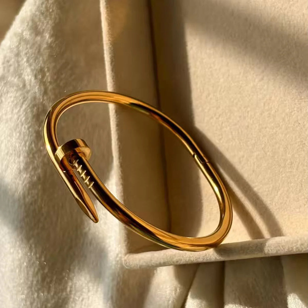 Premium Nail Bangle