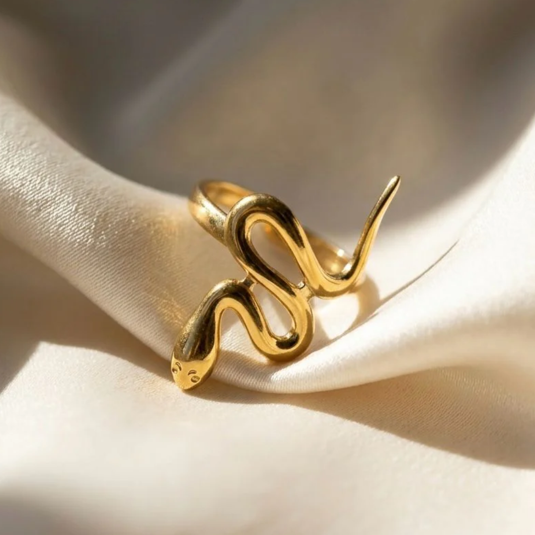Serpent Viper Adjustable Ring