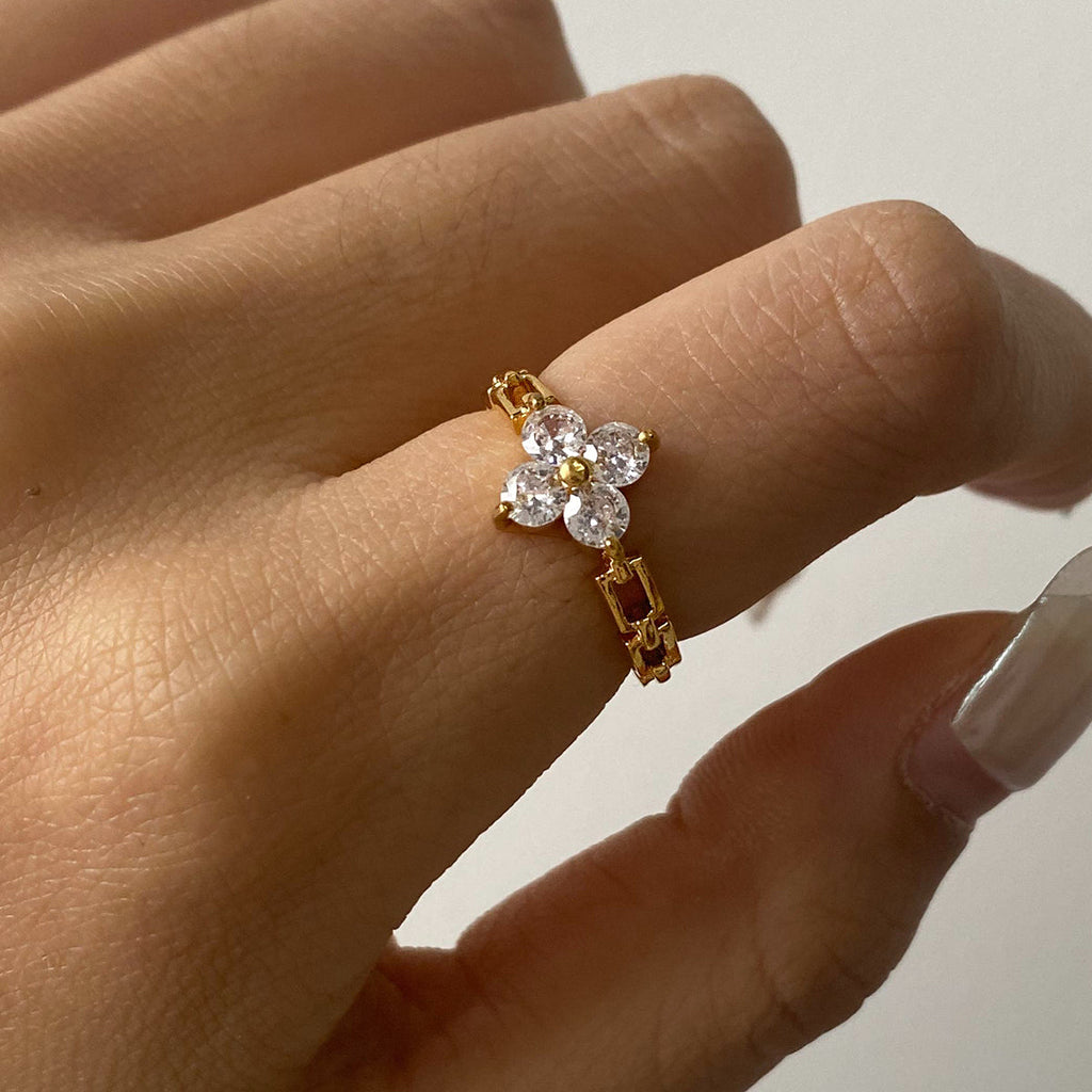 Bloom Ring