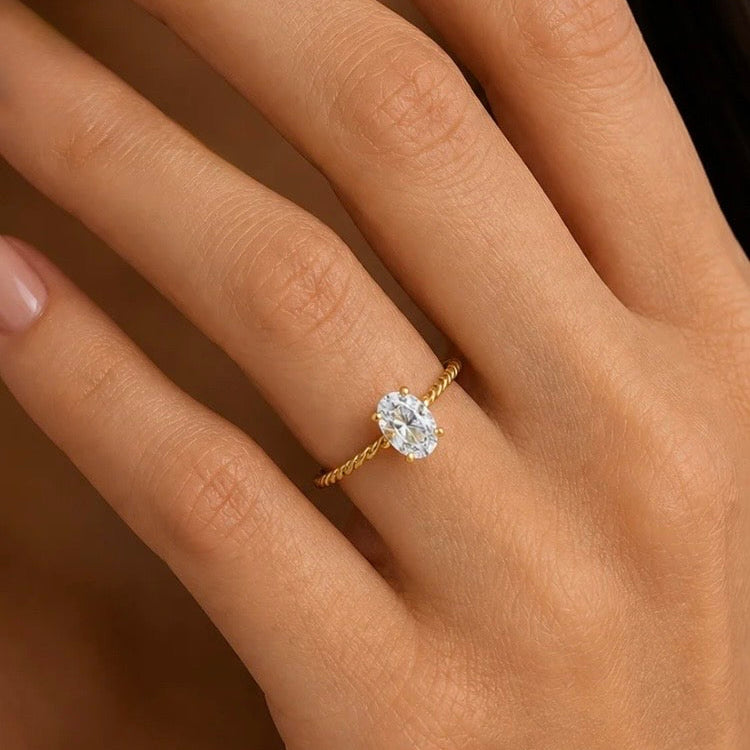 Helix Oval Ring